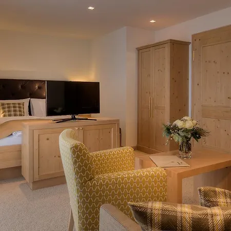 Otel Palin 4*